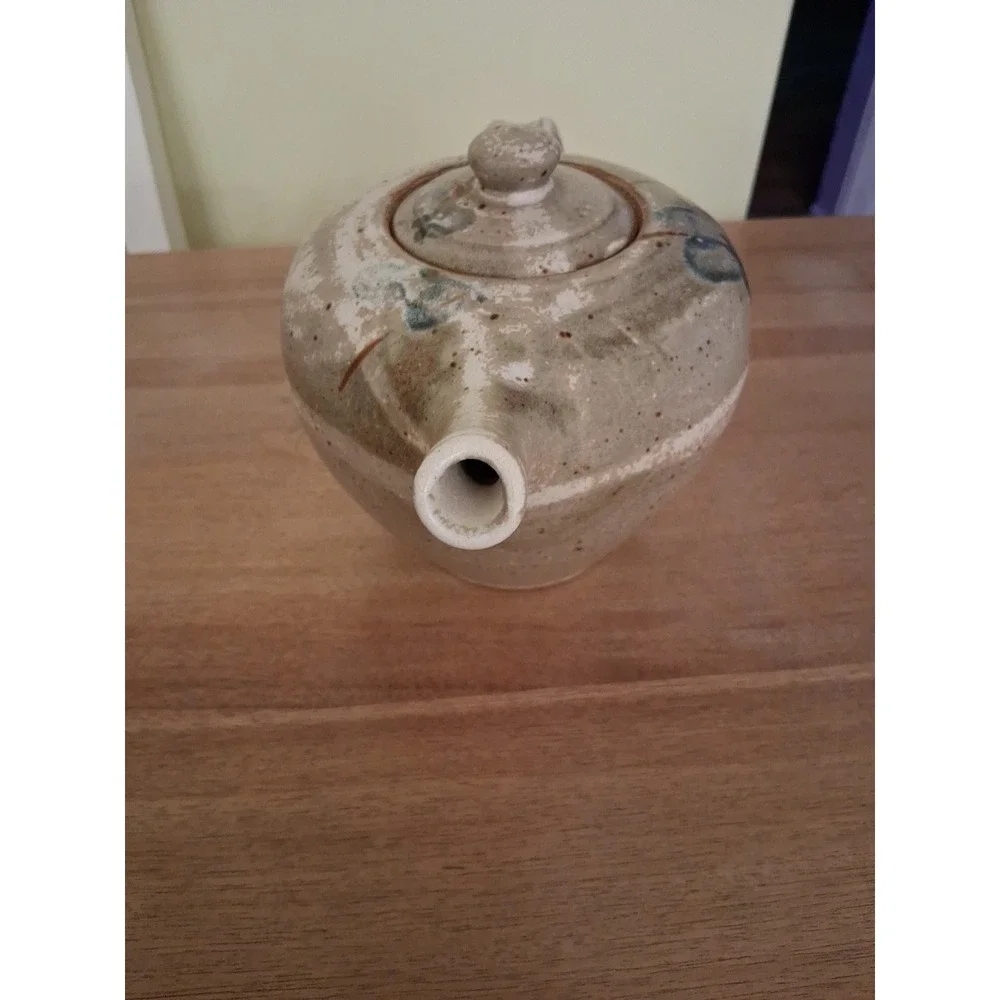 Handcrafted Studio Pottery Teapot. 4 Cups Size. - Picture 5 of 10